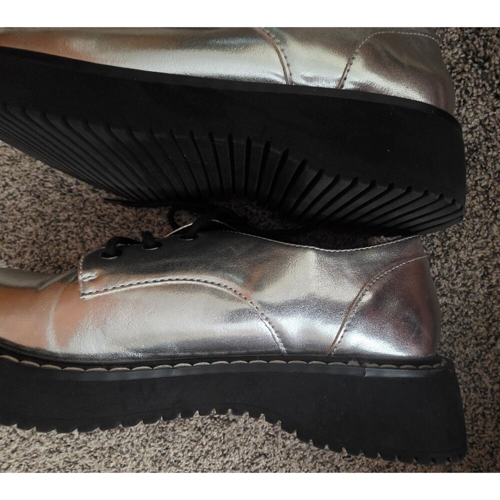 Madden Girl Platform Oxford Shoes Size 7.5  Silver Chunky Lace Up Retro Y2K - Picture 6 of 13